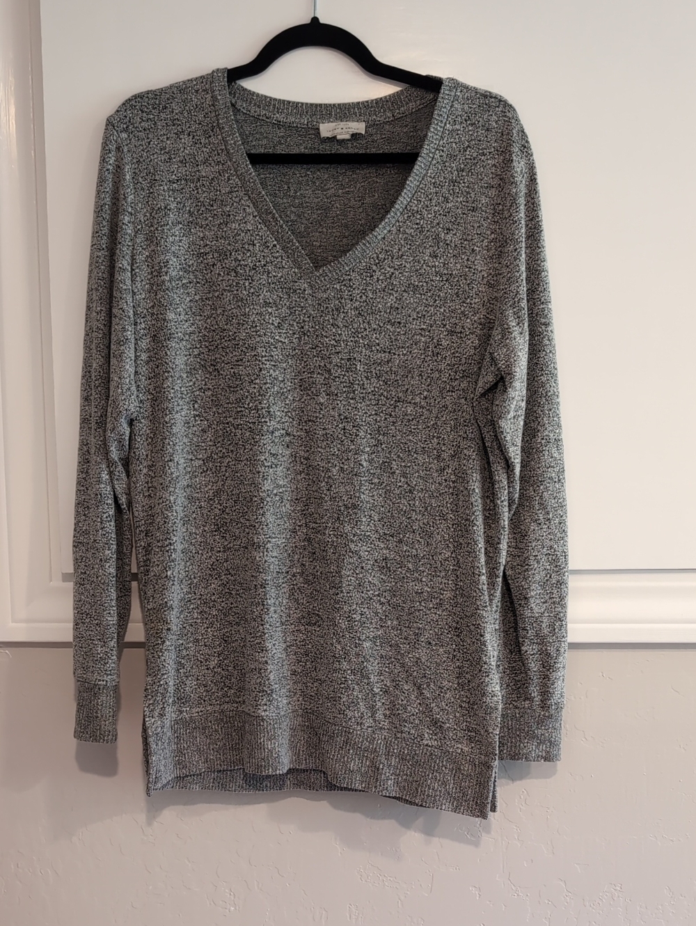 Lucky Brand Gray Heather V-Neck Sweater, Medium
